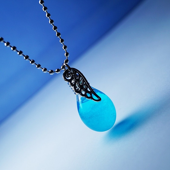 Elf Teardrop 精靈之淚 天氣瓶 鑰匙圈 手機吊飾 客製化顏色 Storm Glass 交換禮物 情人節禮物 第3張的照片