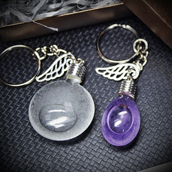 Elf Teardrop 精靈之淚 天氣瓶 鑰匙圈 手機吊飾 客製化顏色 Storm Glass 交換禮物 情人節禮物 第5張的照片