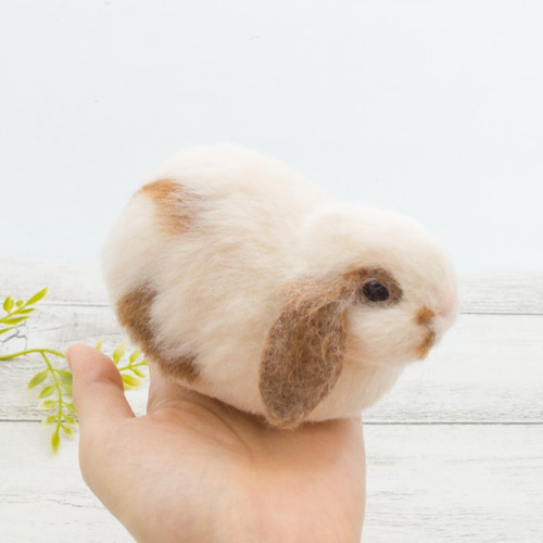 香箱座りのうさぎさん(ロップイヤー) 羊毛フェルト haruma 通販