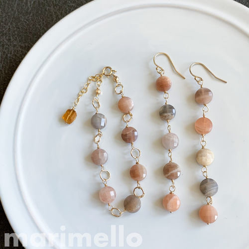 14kgf*マルチカラームーンストーンのブレスレット／天然石