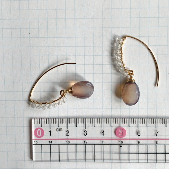 14kgf * 天然玉髓和白色托帕石欖尖形耳環 * 天然石 第8張的照片