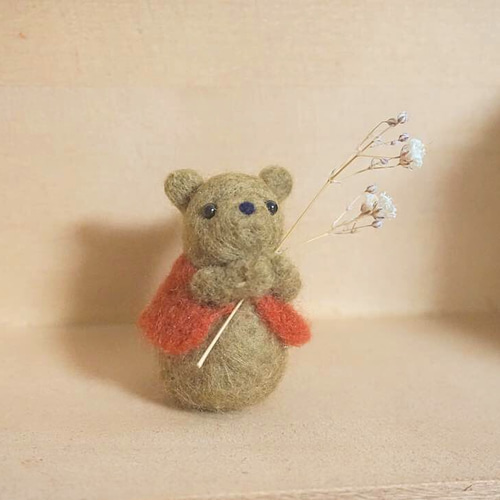 ✿mika様用✿羊毛フェルト✿うしさんと✿だるまちゃん✿おもちちゃん✿ 受注制作(だるまさん)羊毛フェルト 羊毛フェルト アトリエクラウン