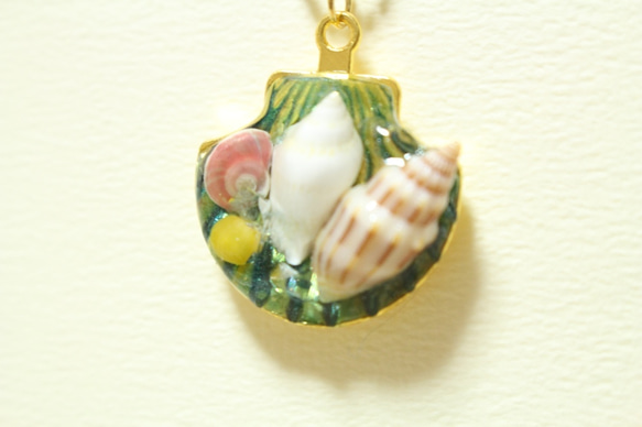貝殻のネックレス 4枚目の画像