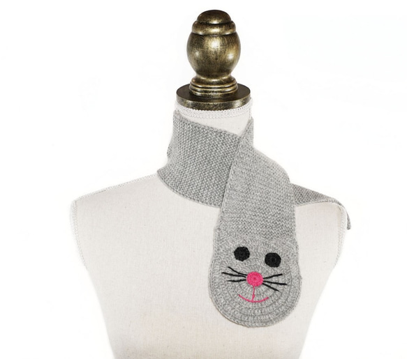 ベビーアルパカ100％　猫顔マフラー「cat scarf」 size : S　color : ライトグレー 1枚目の画像