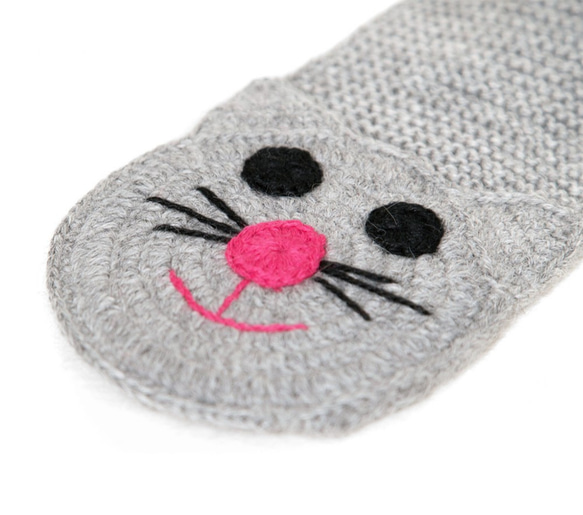 ベビーアルパカ100％　猫顔マフラー「cat scarf」 size : S　color : ライトグレー 4枚目の画像