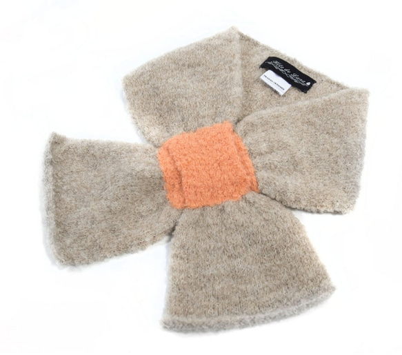 アルパカ「ribbon scarf T boucle」 size : L　color : ベージュ＆サーモンピンク 5枚目の画像