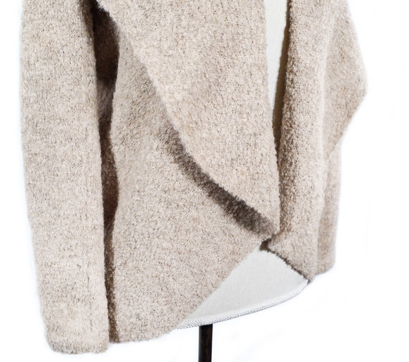 「rosa」 size : M color : ベージュ　羽織タイプのアルパカニットカーディガン 3枚目の画像