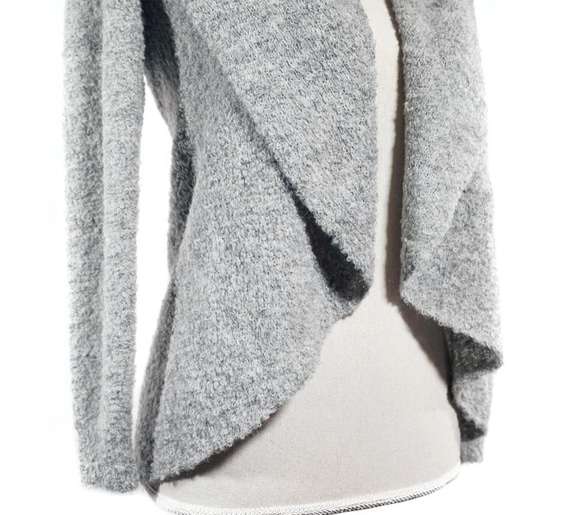 「rosa」 size : M color : ライトグレー　羽織タイプのアルパカニットカーディガン 3枚目の画像