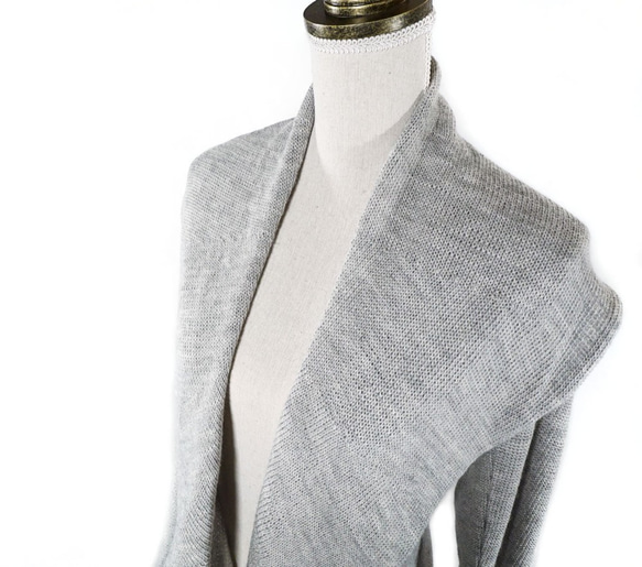 「beby alpaca rosa」 size : M color : ライトグレー　羽織タイプのアルパカニットカーデ 2枚目の画像