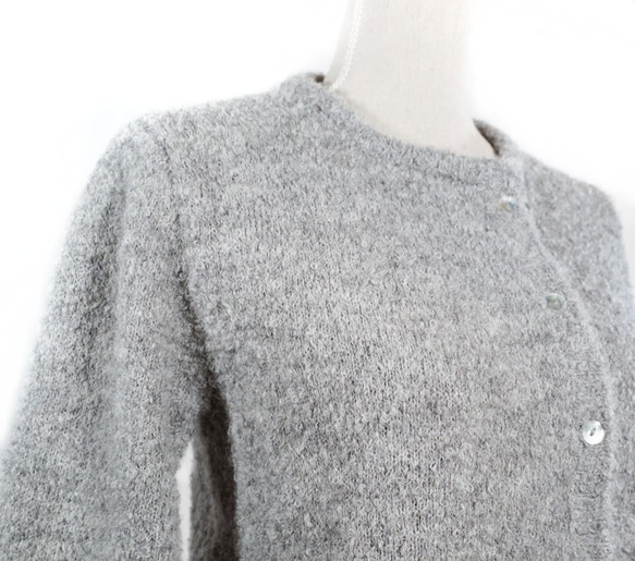 「lolipop (B)」 size : M color : ライトグレー　アルパカニットカーディガン 4枚目の画像