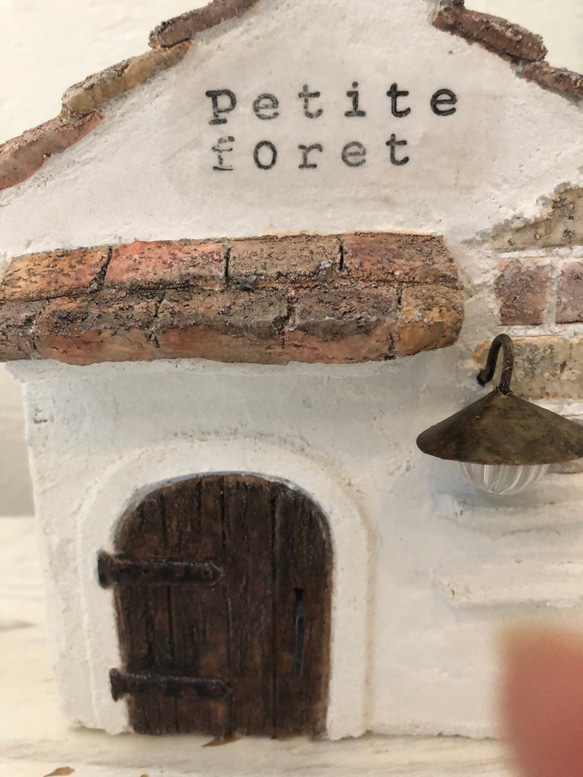 モルタルの小さな家    赤い屋根   受注制作 6枚目の画像