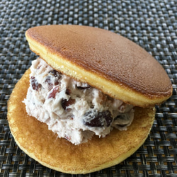 黒瀬のどら焼き　（北海道産大納言、大手亡、クリーム系など各5種）　5個入詰合せ 5枚目の画像