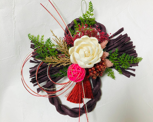しめ縄リースNo.8 8の字しめ縄 こちらは、花飾り固定 2wayしめ縄リースではありませんが