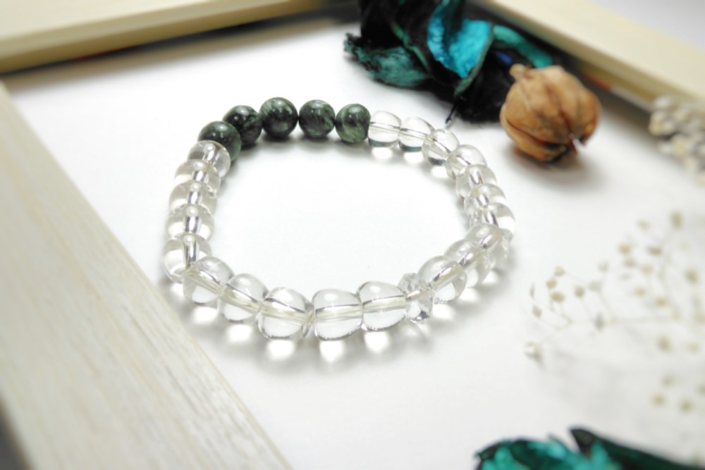 セラフィナイト・水晶（ゴムブレスレット）