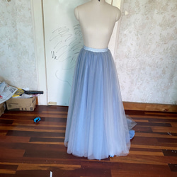 ブルーグレーオーバースカート　爽やかで優しいブルー エレガント シアーな美しさ　ウエディングドレスお色直し 3枚目の画像