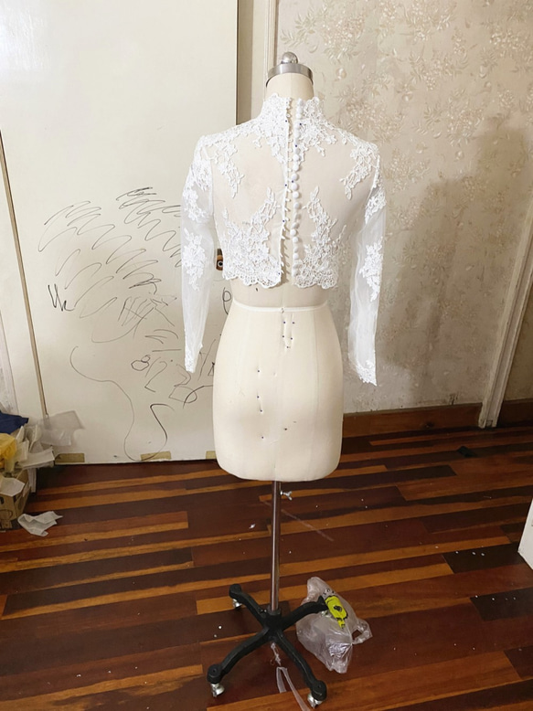 高質量！婚紗禮服波麗白色蕾絲手工製作優雅純粹的美麗 第3張的照片