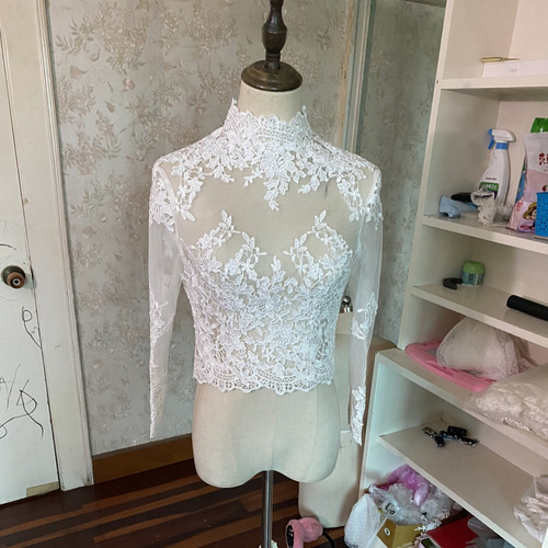 オードリー風 ウエディングドレス ボレロ 長袖 3D立体レース刺繍 結婚  