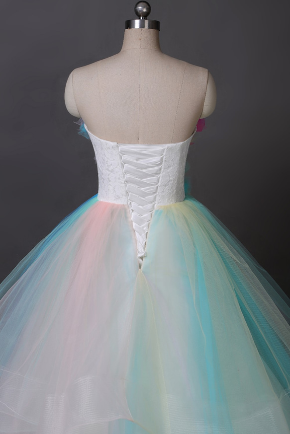 レインボーカラードレス 虹色 ウエディングドレス　お色直し　ボリュームたっぷり　オーダー可能 7枚目の画像