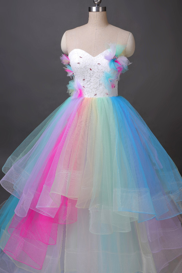 レインボーカラードレス 虹色 ウエディングドレス　お色直し　ボリュームたっぷり　オーダー可能 8枚目の画像