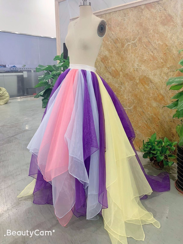 一套衣服有幾種顏色！婚紗和彩色連衣裙的罩裙 Glitter Shiny Organdy 可免費訂購 第6張的照片
