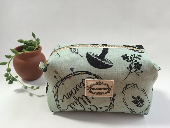 北欧の森ポーチ ポーチ macorne 通販｜Creema(クリーマ) 2146721 