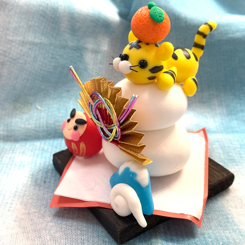 ☆干支 お正月 寅の鏡餅飾り(受注生産) 干支変更可 樹脂粘土 置物 鏡餅