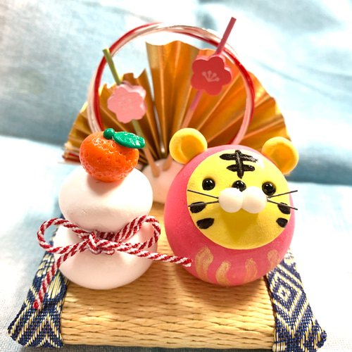 正月☆とらダルマさん&鏡餅⑳ shesay｜半磁器のLEDライト 鏡餅＆雪だるま／ お正月 クリスマス