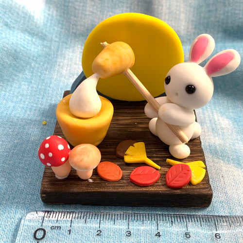 憧れの ☆十五夜お餅つきうさぎちゃん(受注生産) その他置物 おり姫 魚介類(加工食品)