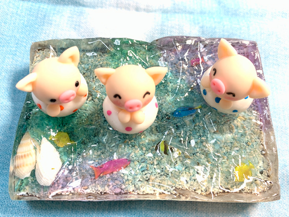 ☆ブタちゃん三兄弟の海水浴(受注生産) 3枚目の画像