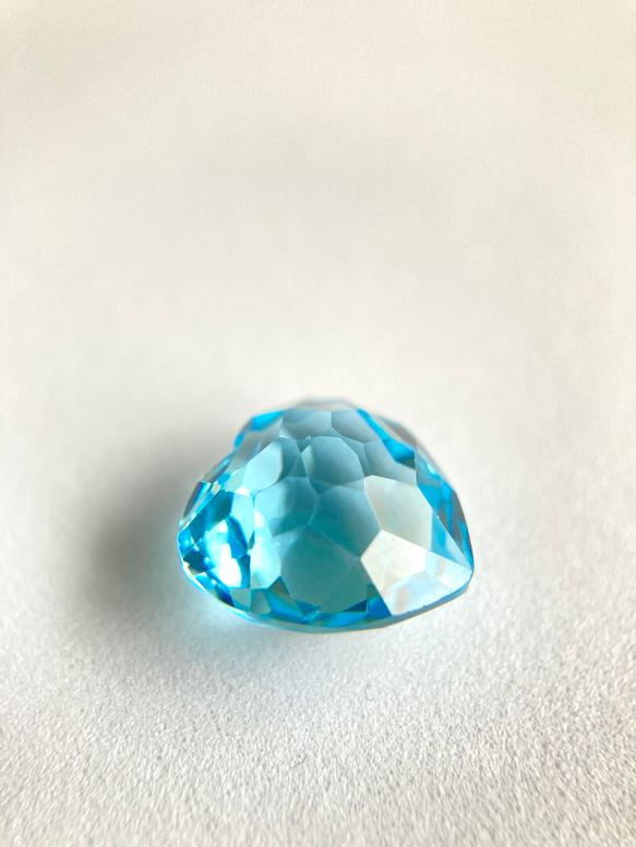 ブルートパーズ【BLUE TOPAZ】　ハート型ブリオレットカット/スイスブルー 5枚目の画像