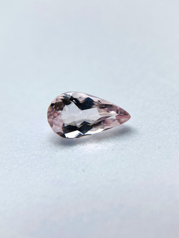 モルガナイト【MORGANITE】　ペアシェイプカット　ピンク 8枚目の画像