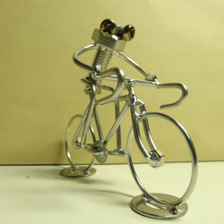 ボルト人形  自転車 3枚目の画像