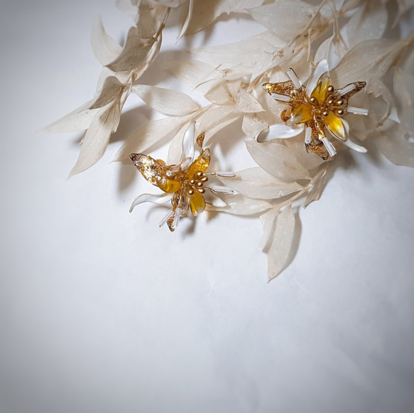 Jing 花朵系列 耳夾耳環 UV水晶花 閃耀光芒 第2張的照片