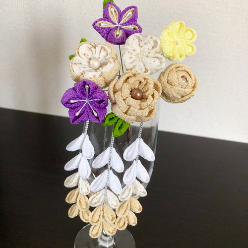 つまみ細工髪飾り 専用ページ つまみ細工 髪飾り【白×金×緑】卒業式 卒業式髪飾り 袴 水引き