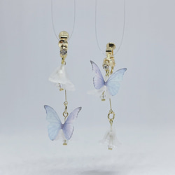 ベルフラワーと青い蝶々が揺れるイヤリング 4枚目の画像