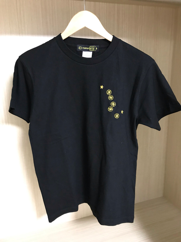 ‼️星 star かわいい 刺繍 ゴールド 金‼️ユニーク シンプル 個性的 アート おしゃれ Tシャツ 半袖 4枚目の画像