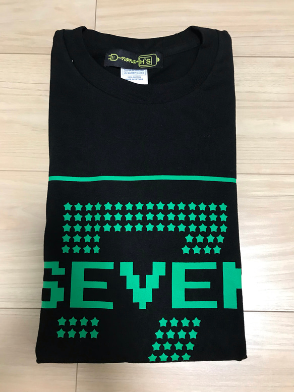 ‼️777‼️SEVEN Tシャツ アレンジ おしゃれ かっこいい メンズ おすすめ 人気 夏 縁起 半袖 カジュアル 2枚目の画像