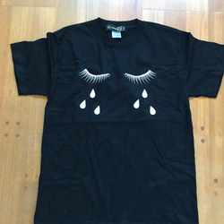 ❤️涙Tシャツ❤️ 『Creema限定』かわいい　おしゃれ　おすすめ　人気　Tシャツ　夏　新発売　オリジナル　半袖 2枚目の画像