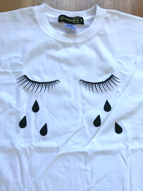 ❤️涙Tシャツ❤️ 『Creema限定』かわいい　おしゃれ　おすすめ　人気　Tシャツ　夏　新発売　オリジナル　半袖 4枚目の画像