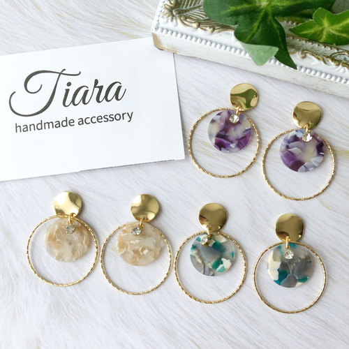 馬の目 淡水パール ジルコニアチャーム フープイヤリング 馬の目 淡水パール ジルコニアチャーム フープイヤリング