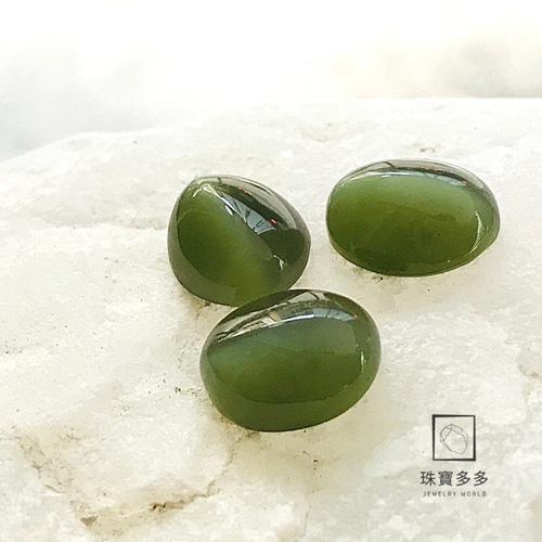 台湾 宝石 ネフライトキャッツアイ (アクチノライト) 1.62ct 台湾産 | One Loose