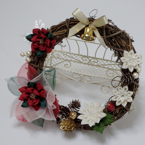 【未使用品】 つまみ細工☆ポインセチアのクリスマスリース lucky リース フラワー・リース