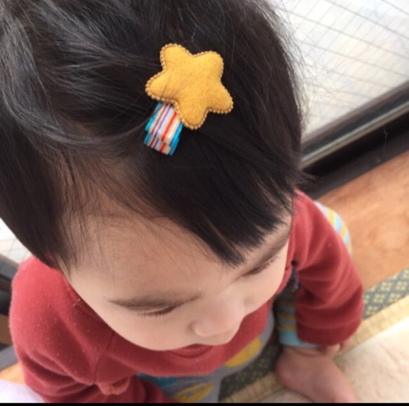 まるで流れ星 ヘアクリップ 3枚目の画像