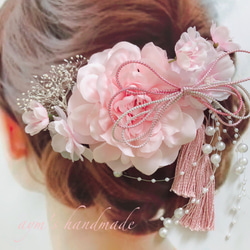 桜ピンク　振袖髪飾り　成人式　結婚式　和風ヘッドドレス　ダリア&サクラ&ドライフラワーかすみ草　和装　お花のヘッドパーツ 2枚目の画像
