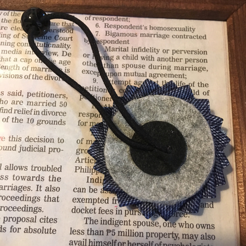 デニムリボン☆イニシャルロゼット☆ヘアゴム ヘアゴム Mii Mama 通販