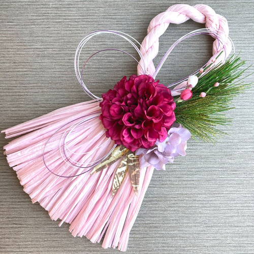 4.しめ縄リース しめ縄リース 赤白花 松ぼっくり