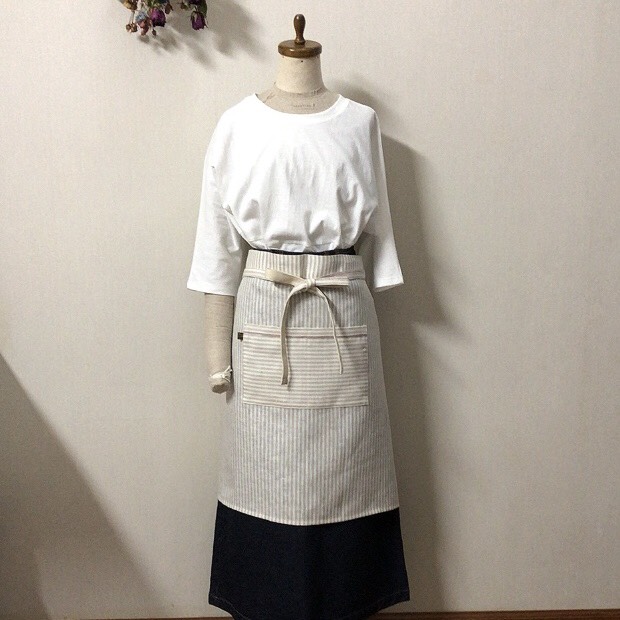 uzaki 新品 フランスアンティークリネンのエプロン オフホワイト on the farmer's table uzaki