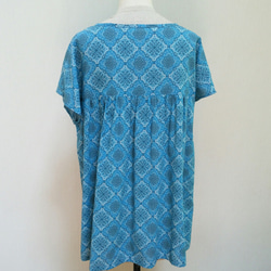 チュニックドレス　(鮮やかな青・幾何学模様) 2枚目の画像