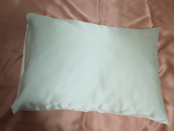 シルク100％　枕カバー　封筒式ピローケース　洗える 乾燥対策  寝具43×63 cm 美髪　美肌　保湿 1枚目の画像