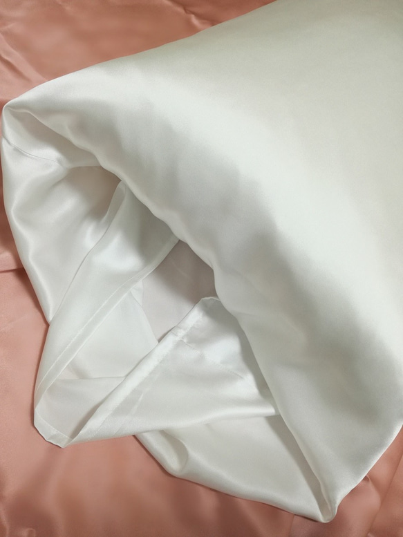 シルク100％　枕カバー　封筒式ピローケース　洗える 乾燥対策  寝具43×63 cm 美髪　美肌　保湿 3枚目の画像